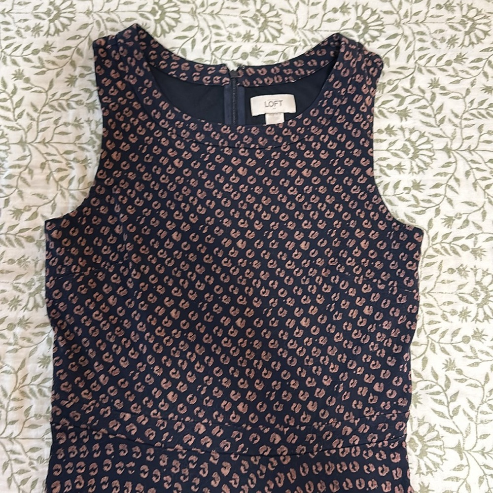 Loft Dress - Picture 2 of 4
